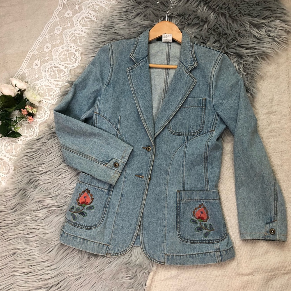 Embroidered floral denim jacket